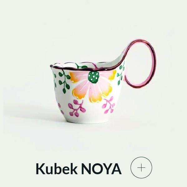 Kubek pastelowy z kwiatami