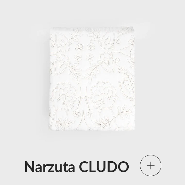 Narzuta biała z haftem