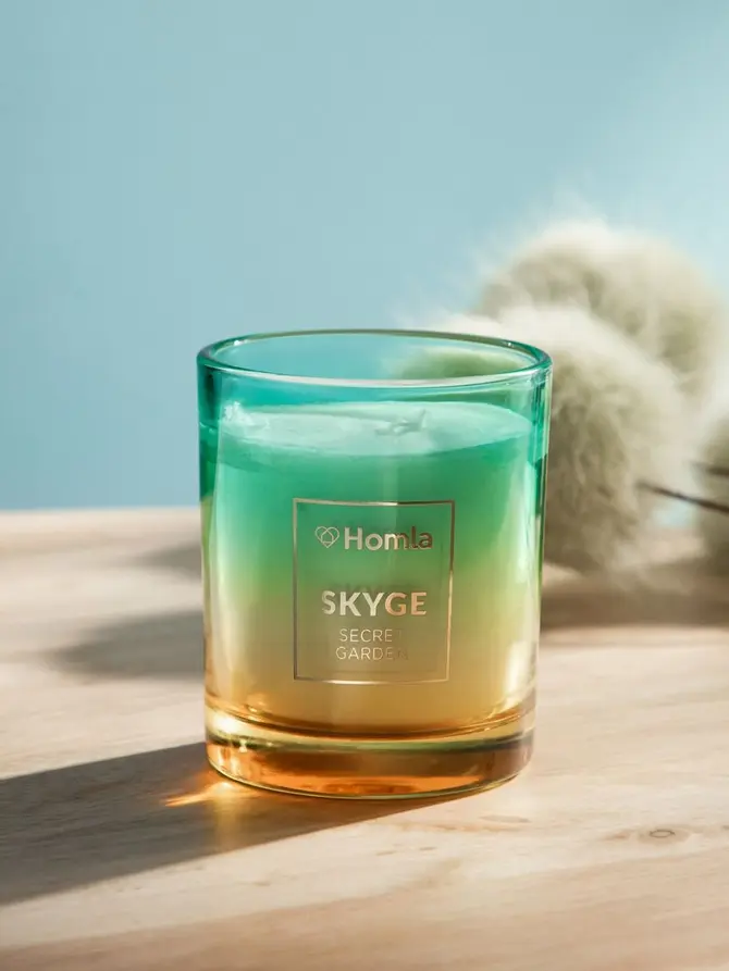 Świeca zapachowa SKYGE Secret Garden 200 g