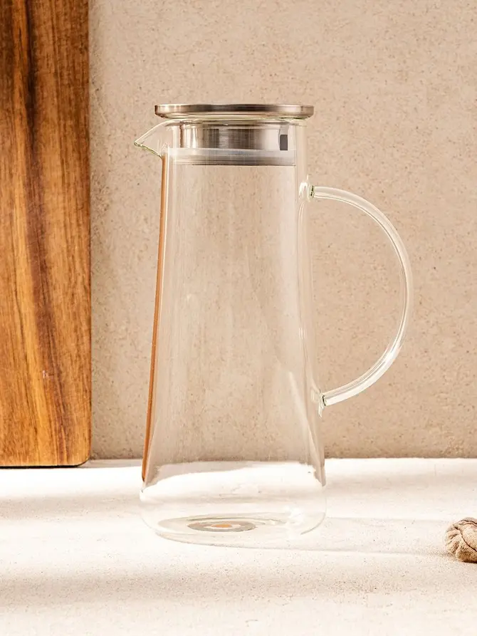 Dzbanek KUBBE ze srebrnym wieczkiem 1,3 l
