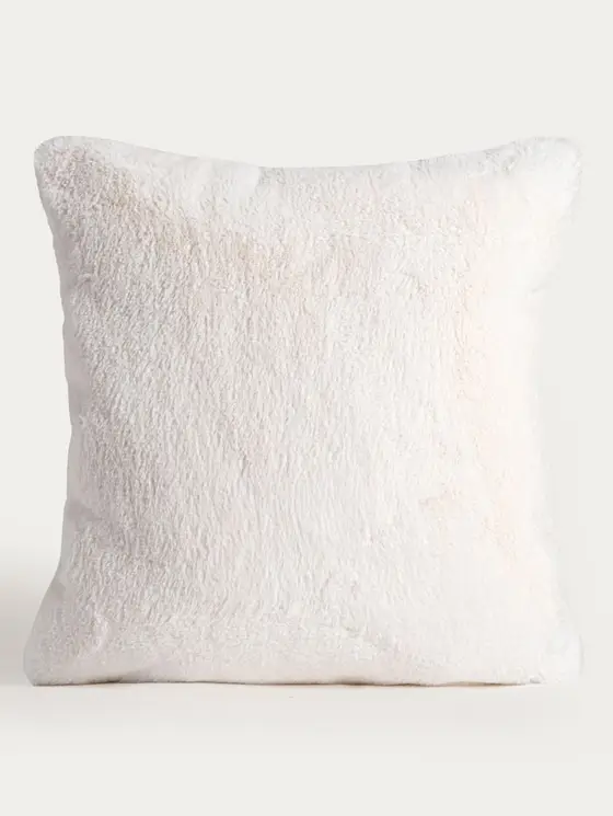 Poszewka MALEO biała z puszystego sztucznego futra 45x45cm