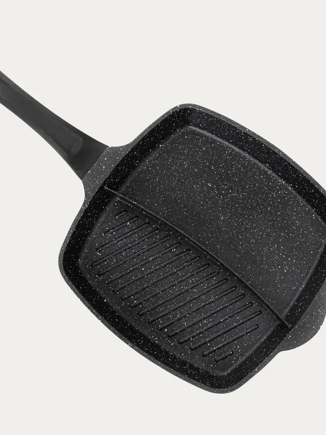 Patelnia LUCASO grillowa z przegródką 28cm