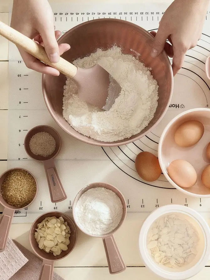 Szpatułka EASY BAKE silikonowa różowa 30 cm