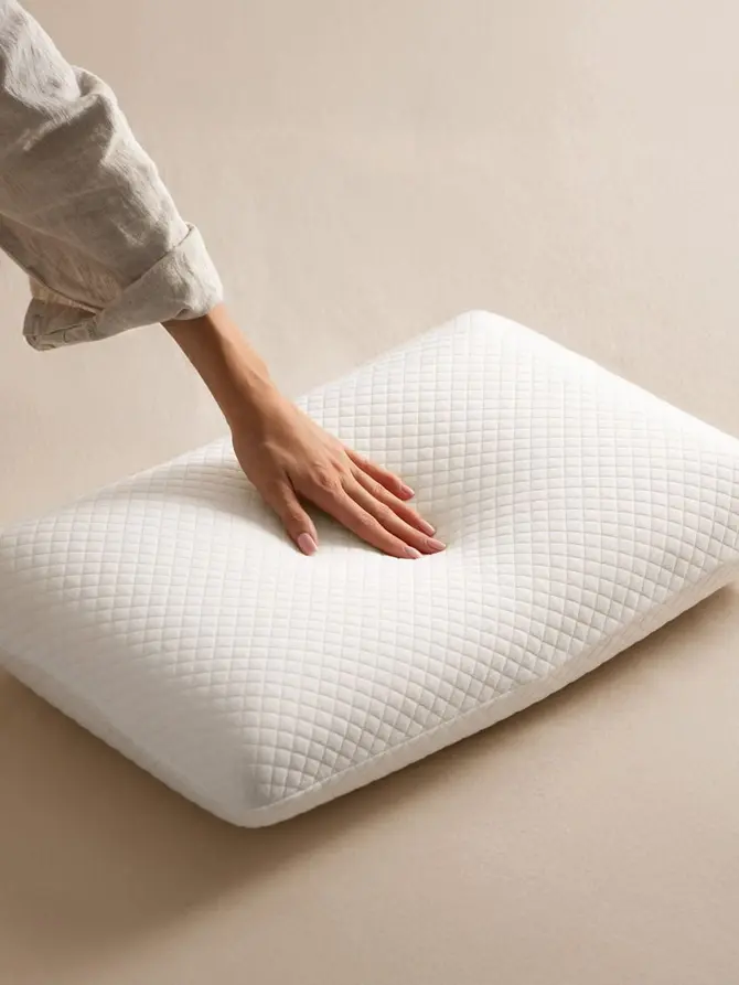 Poduszka ergonomiczna BALIE biała 55x35 cm