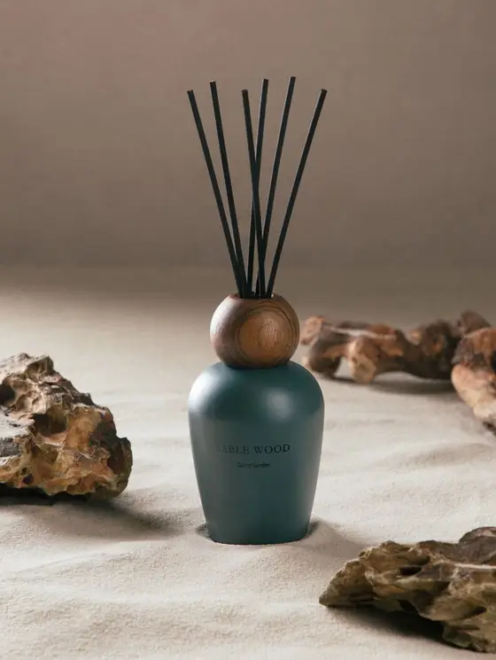 Dyfuzor zapachowy SABLE WOOD Secret Garden 200 ml