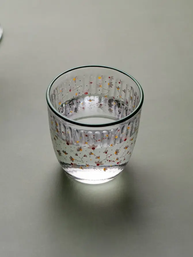 Szklanka GARDINO FLOWERS w drobne kwiaty 0,25 l