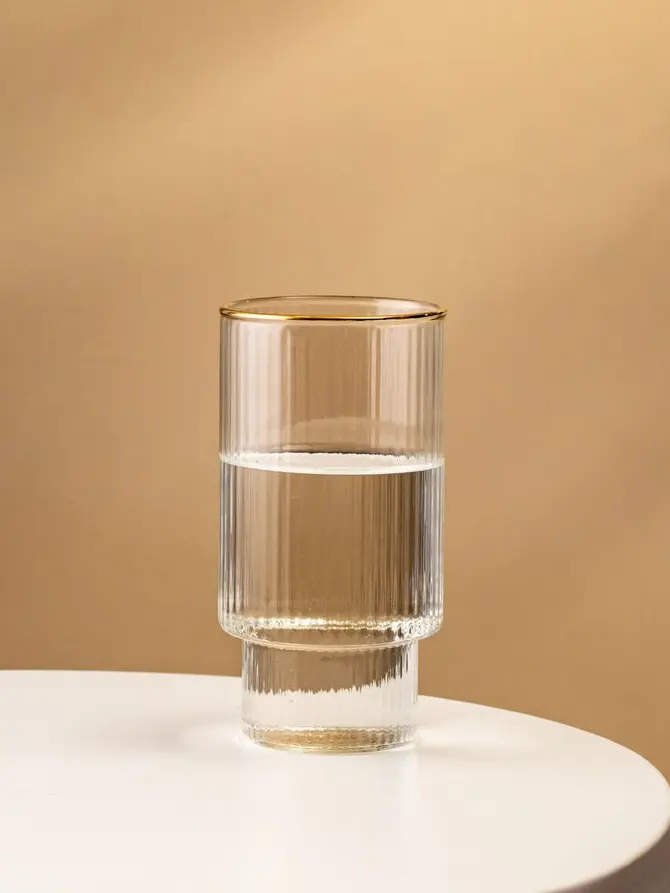 Szklanka LYNN piętrowana ryflowana duża ze złotym rantem 0,4 l