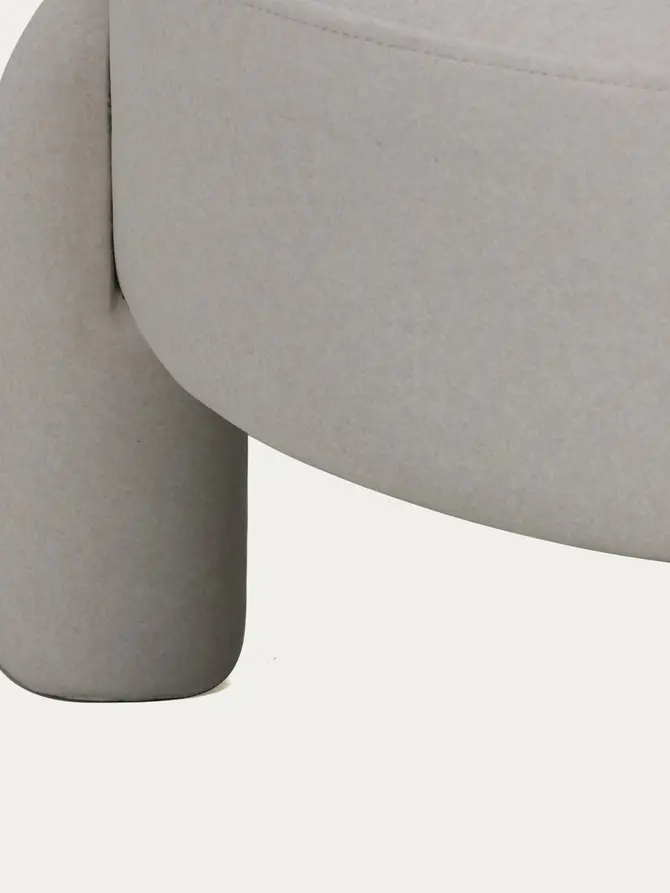 Pufa OLLERA w tkaninie ecru 65x65x36 cm