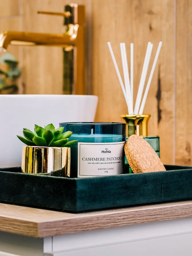 Świeca zapachowa VERDE Cashmere Patchouli 240 g