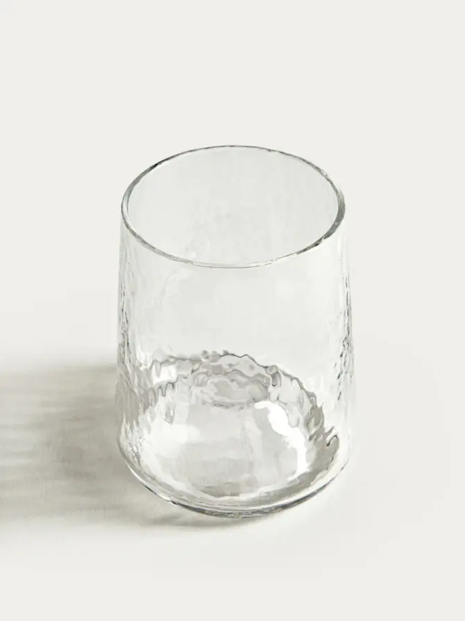 Zestaw szklanek CLARUM młotkowanych z wypukłym dnem 4 szt. 0,45 l