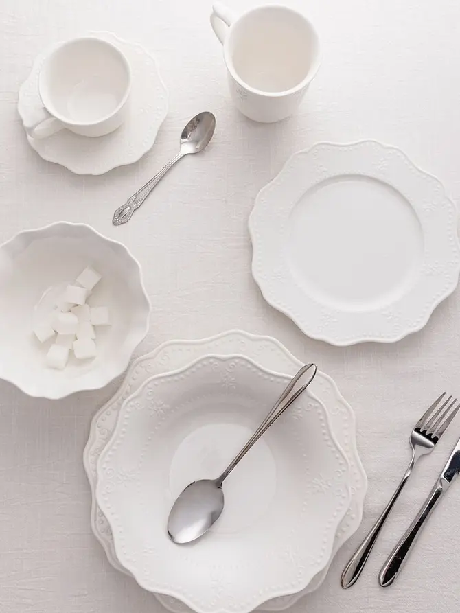 Miska VISTAL porcelanowa biała 0,45 l