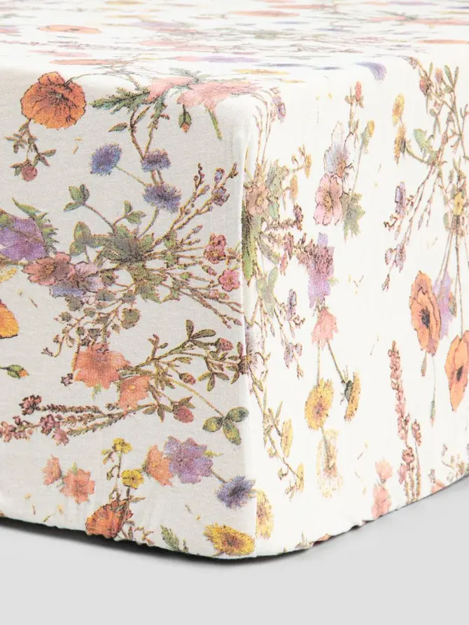 Prześcieradło MEADOW FLOWERS jersey w kwiatki 140x200 cm