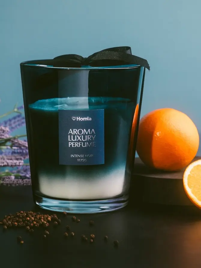 Świeca zapachowa EMBER Intense Noir 1175 g