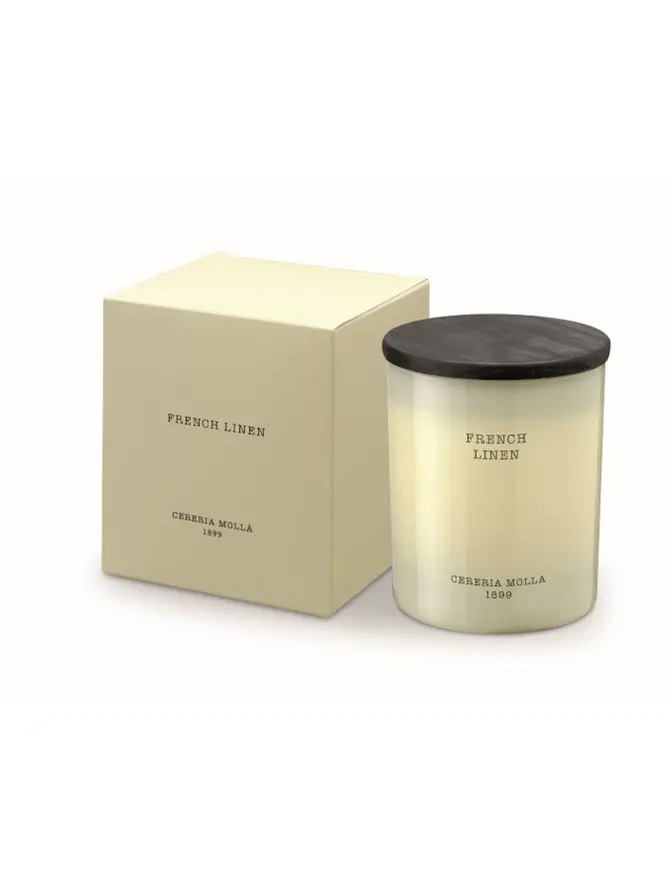 Świeca BOTIQUE Premium French Linen 8x9 cm
