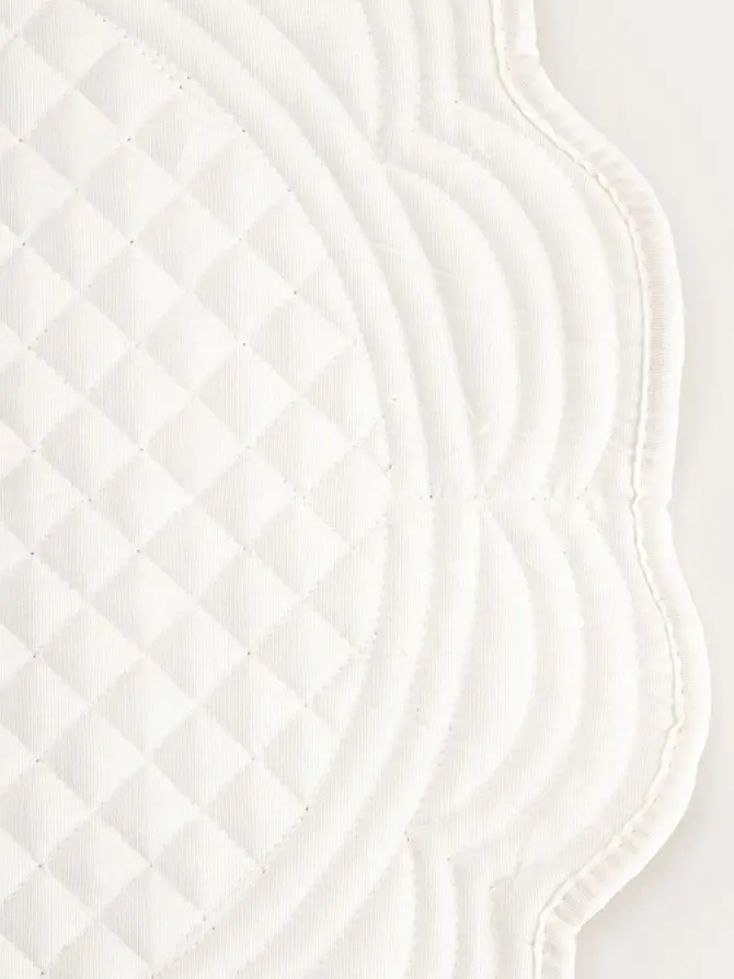Maty stołowe ALVEN ecru okrągłe z pikowaniem, zestaw 2 szt. 38cm