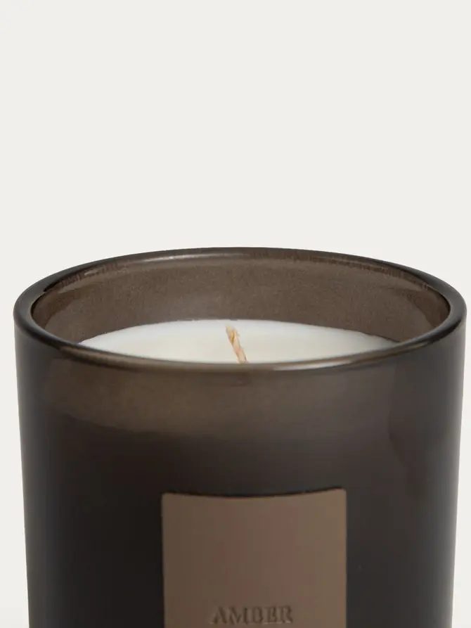 Świeca sojowa URBAN LEATHER Amber Musk 200 g