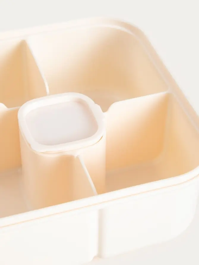 Lunchbox BITEA z przegródkami z motywem kosmosu, 22,5x16,5x7 cm 1,5 l