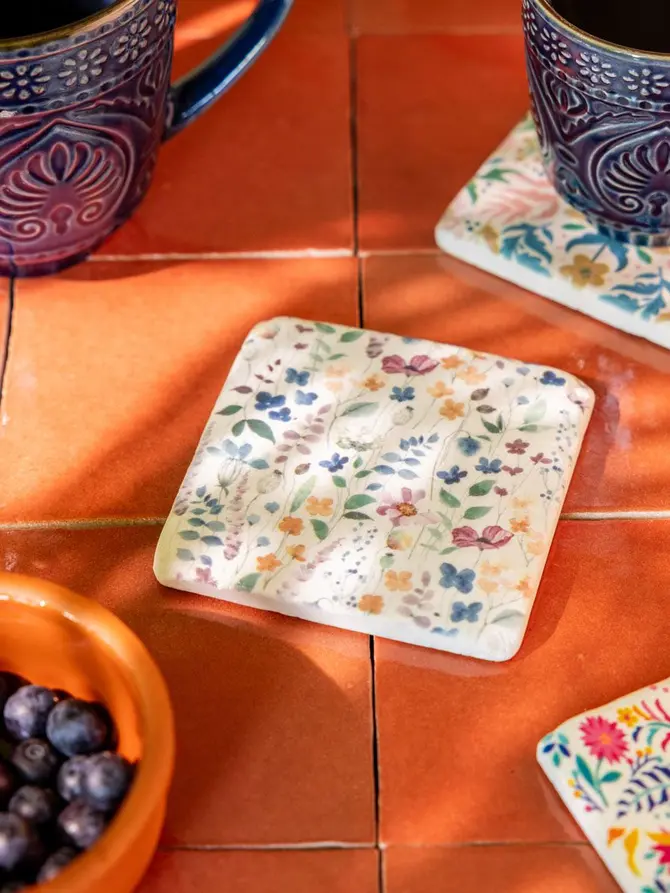 Podkładka MELTE ceramiczna drobne kwiaty i listki 4 szt.