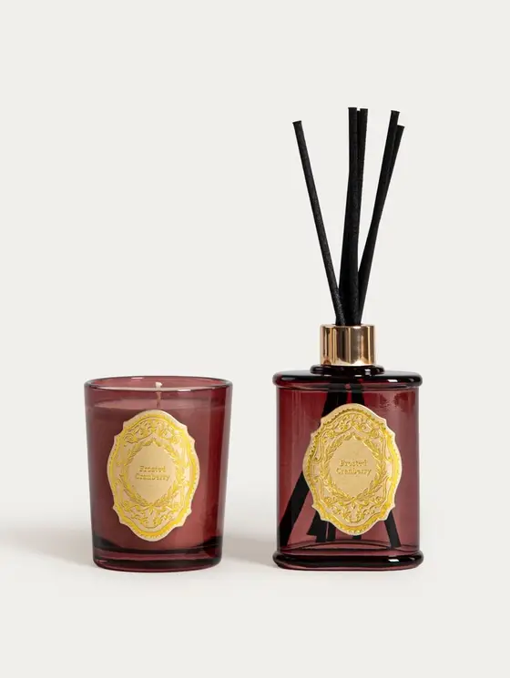 Zestaw zapachowy ORNAMENTS Frosted Cranberry 70 g + 50 ml