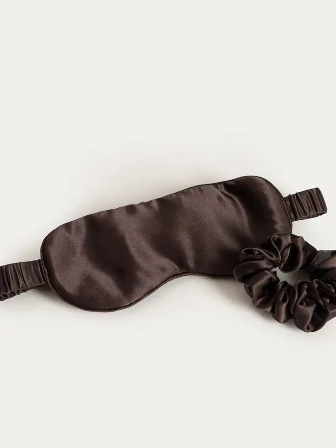 Maska na oczy i scrunchie BELARIS z jedwabiu morwowego czekoladowe 2 szt.