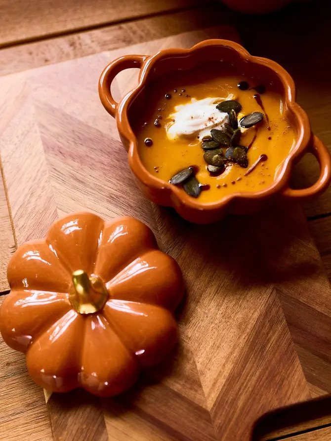 Naczynie do serwowania PUMPKIE w kształcie dyni pomarańczowe 0,4 l