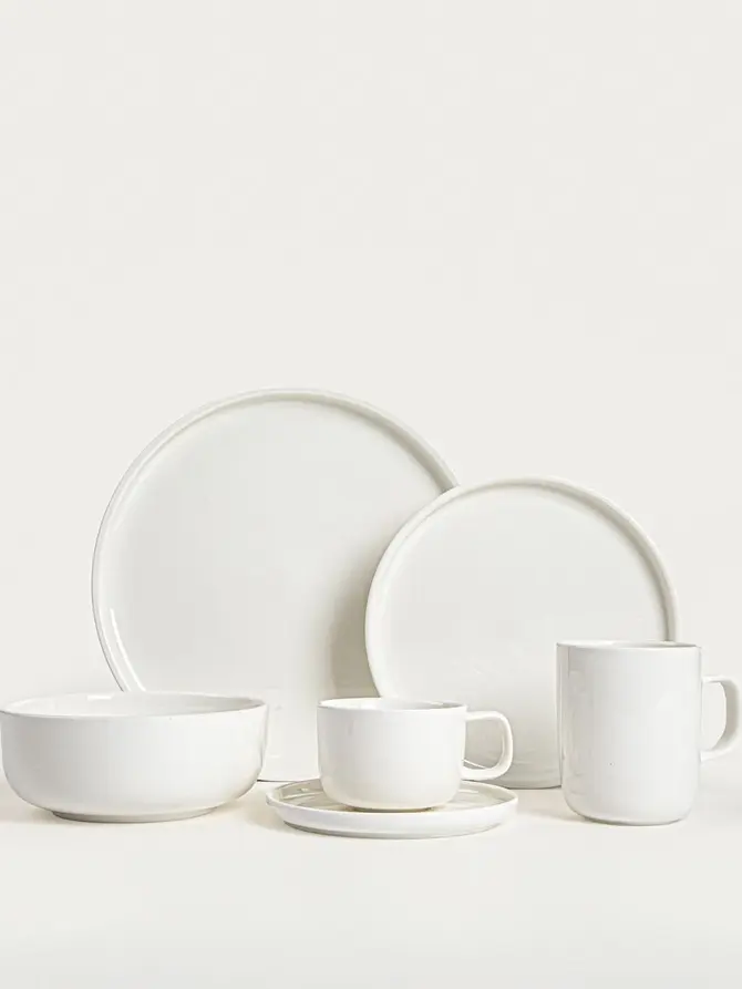 Filiżanka ze spodkiem BERGO porcelanowa biała 0,2 l