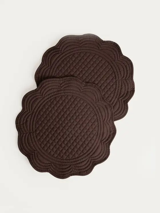Maty stołowe ALVEN brązowe okrągłe z pikowaniem, zestaw 2 szt. 38cm