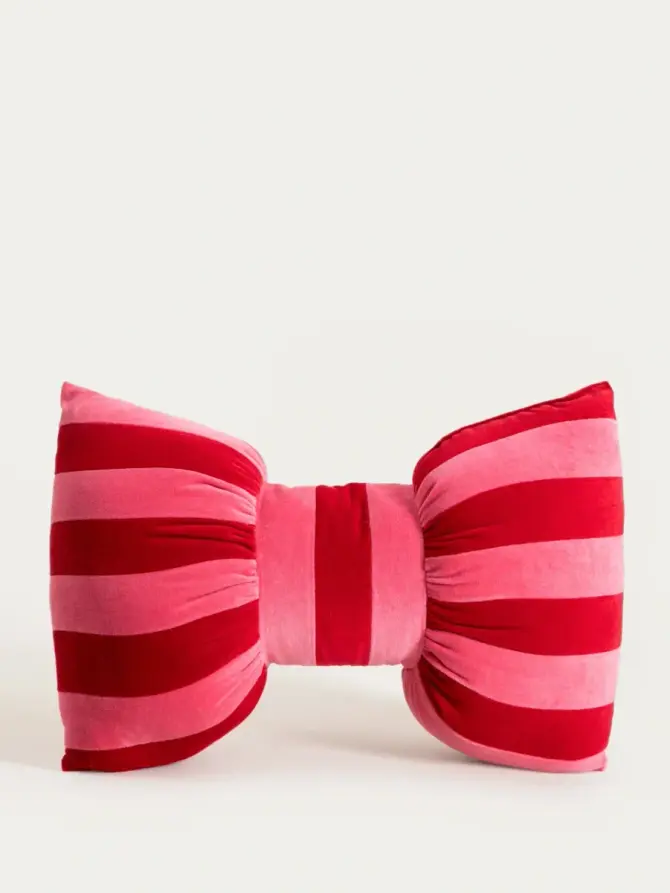 Poduszka PINKY BOW w kształcie kokardy 30x45 cm