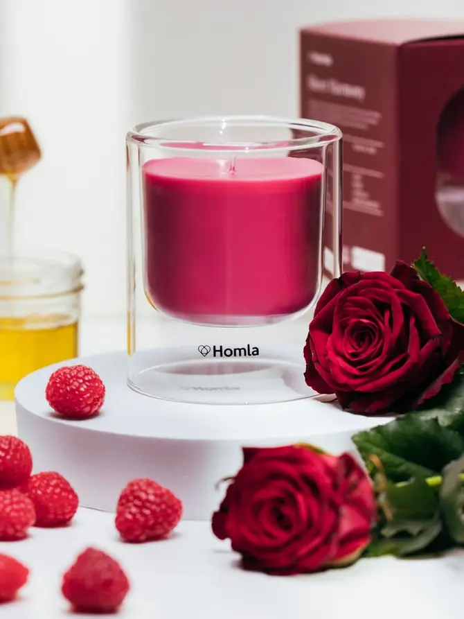 Świeca zapachowa SHEER HARMONY Rose & Oud 230 g