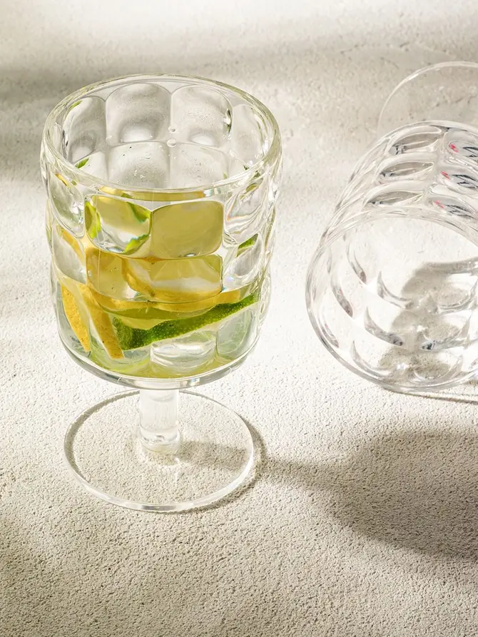 Zestaw kubków piknikowych APPED transparentnych na nóżce 340 ml 2 szt.