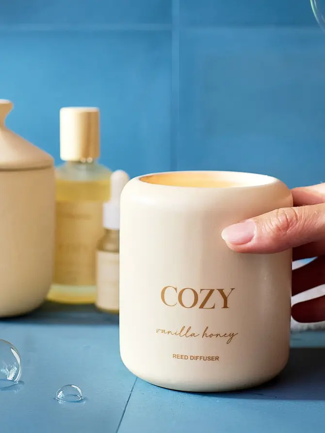 Świeca zapachowa COZY Vanilla Honey 260 g