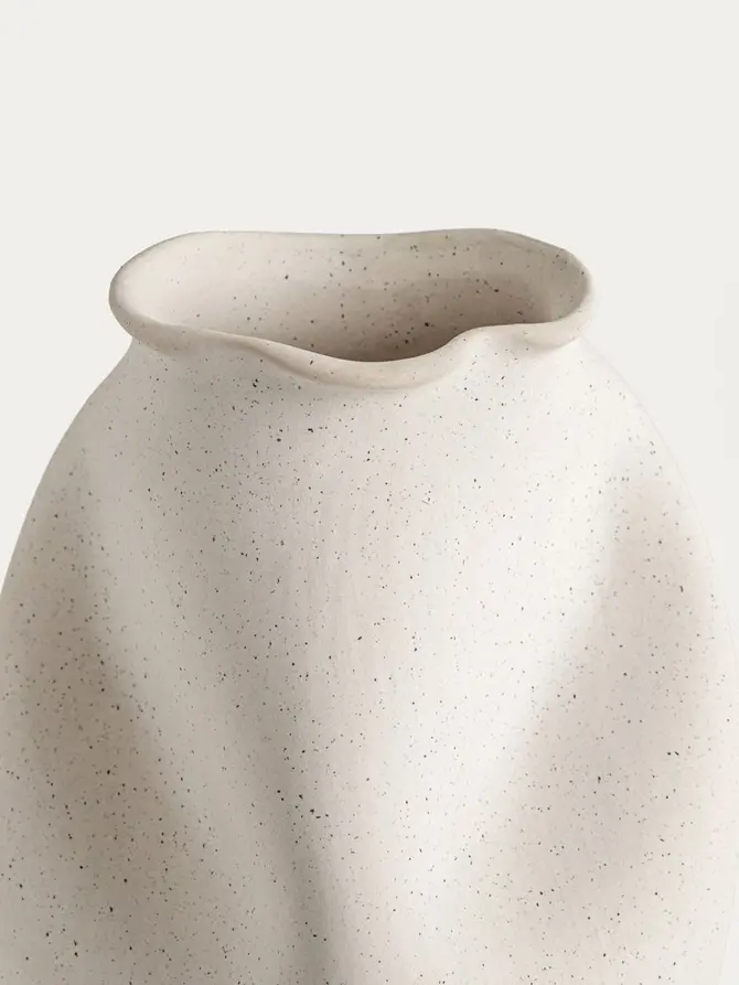 Wazon AVELIS gnieciony biały ceramiczny 14x13,5x20 cm