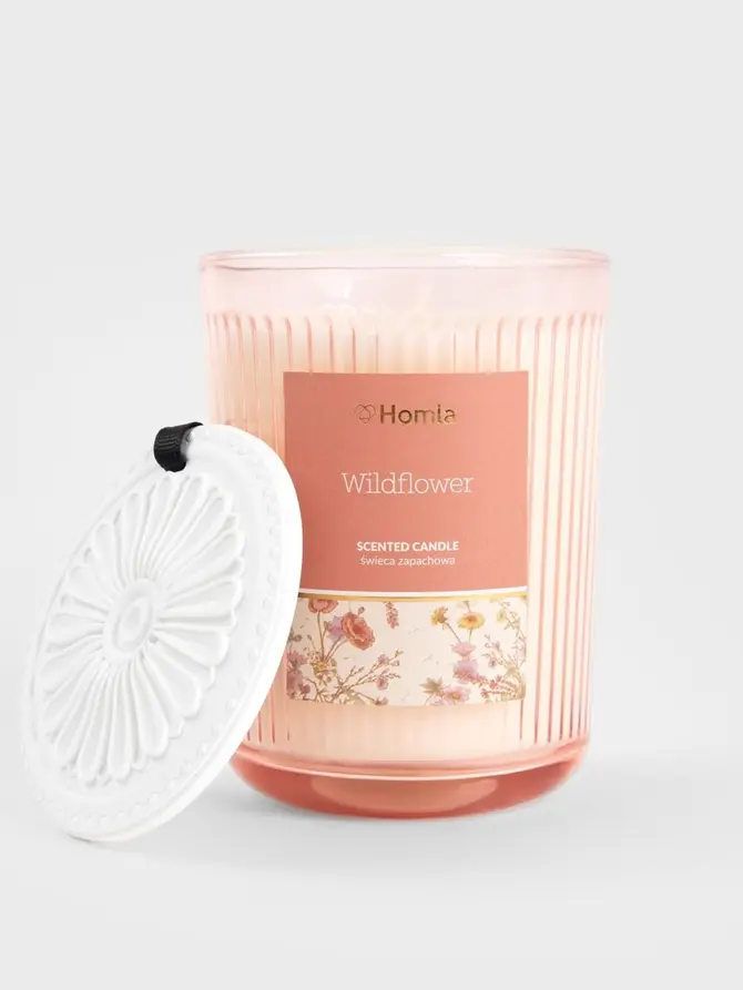 Świeca zapachowa z zawieszką BRISE Wildflower 230 g