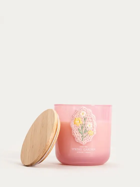 Świeca zapachowa CROHET Spring Garden 300 g