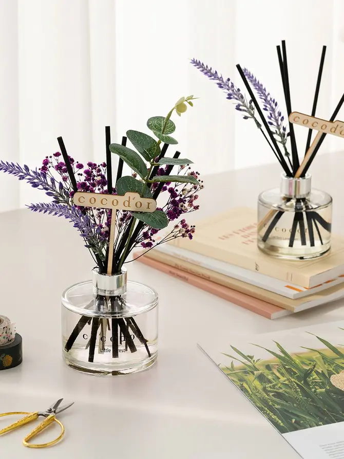 Dyfuzor GARDEN LAVENDER zapachowy z patyczkami Flower Lavender 0,2 l