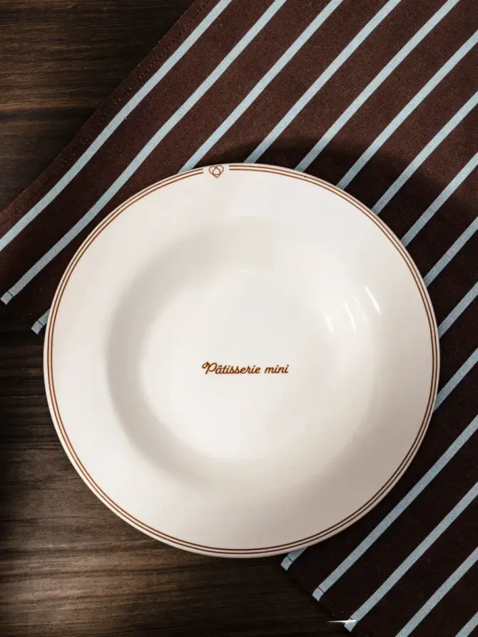 Zestaw talerzy PATISSERIE porcelanowych głębokich, 22,5 cm 4 szt.