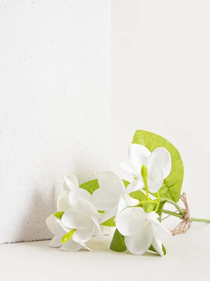 Bukiet kwiatów WITNES biały 40 cm