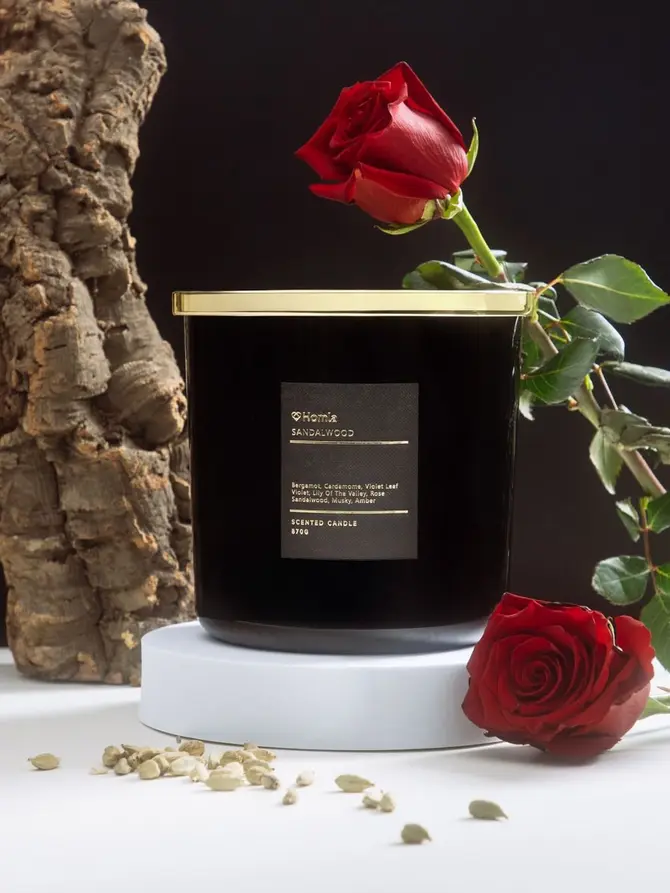 Świeca zapachowa VELUMA Sandalwood 870 g