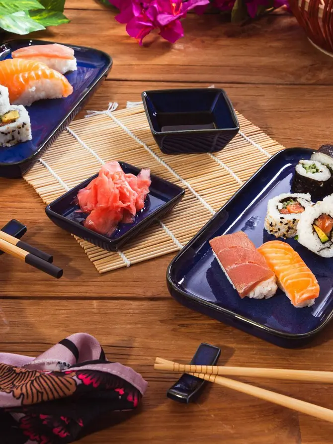 Zestaw do sushi OKINAWA dla 2 osób granatowy 8 el