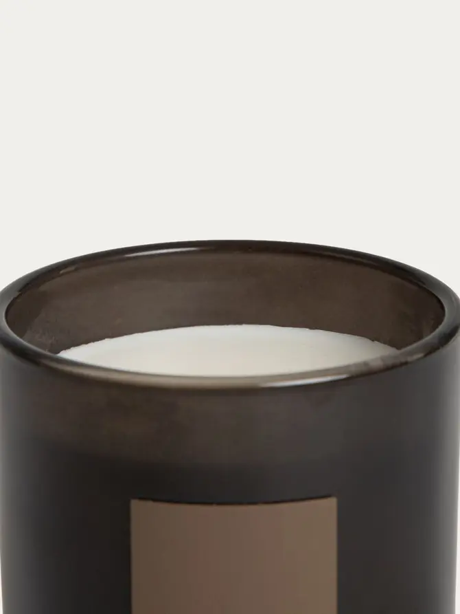 Świeca sojowa URBAN LEATHER Amber Musk 380 g