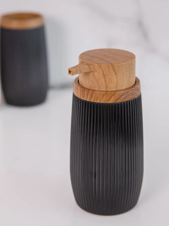 Dozownik DIALL czarny 6,5x6,5x15,5 cm