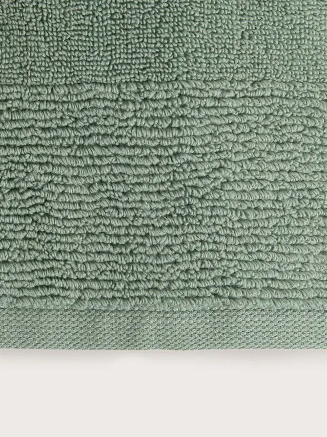Ręcznik DESMA pistacjowy miękki 600 gsm 50x90 cm