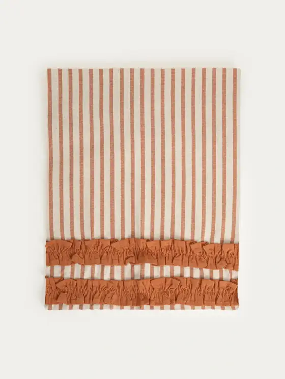 Bieżnik DAVIO bawełniany w paski karmelowe z falbaną 40x160 cm