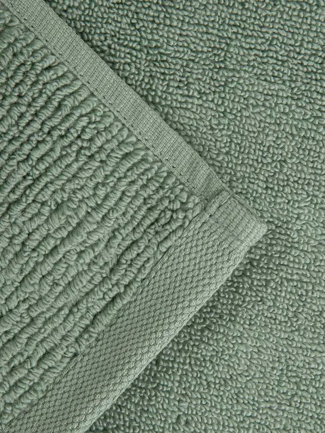 Ręcznik DESMA pistacjowy miękki 600 gsm 50x90 cm