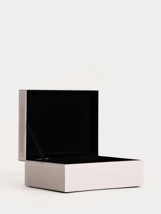 Szkatułka AERLA szklana beżowa 19x15x8 cm