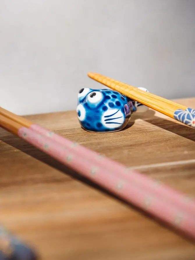 Zestaw KIOTO pałeczek do sushi z podstawkami 8 el