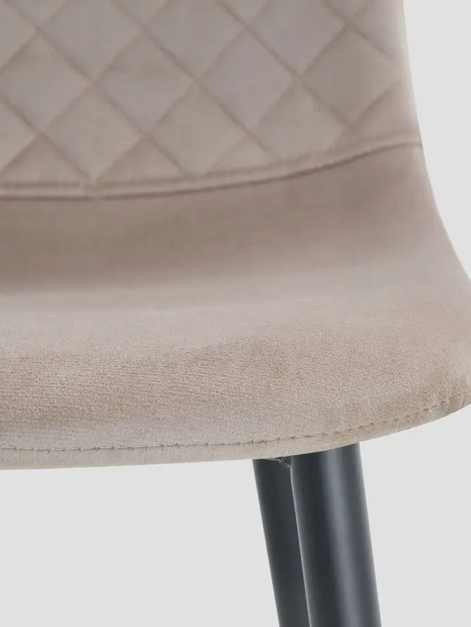 Krzesło NOIR welurowe beżowe z czarnymi nogami 44x52x85 cm