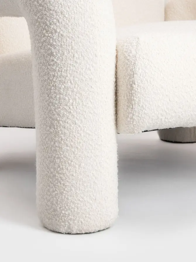Fotel SEDIA w tkaninie TEDDY BOUCLÉ 95x88x70 cm