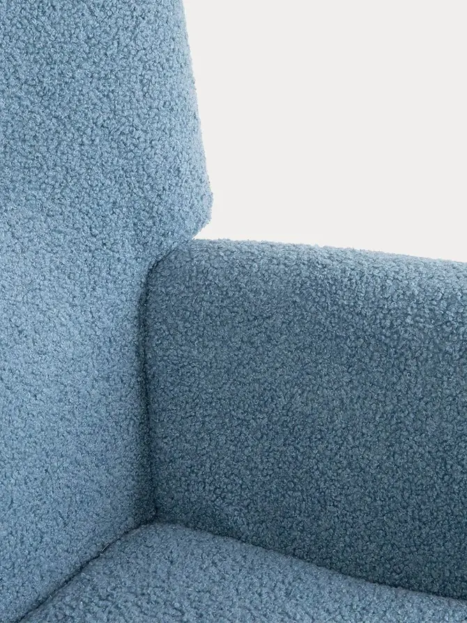 Fotel MOSS TEDDY BOUCLE w tkaninie TEDDY niebieski 70x55x95 cm