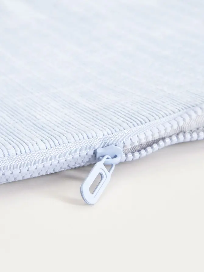 Pokrowiec na laptopa ZAFIRA błękitny 36,5x2,5x26,5 cm